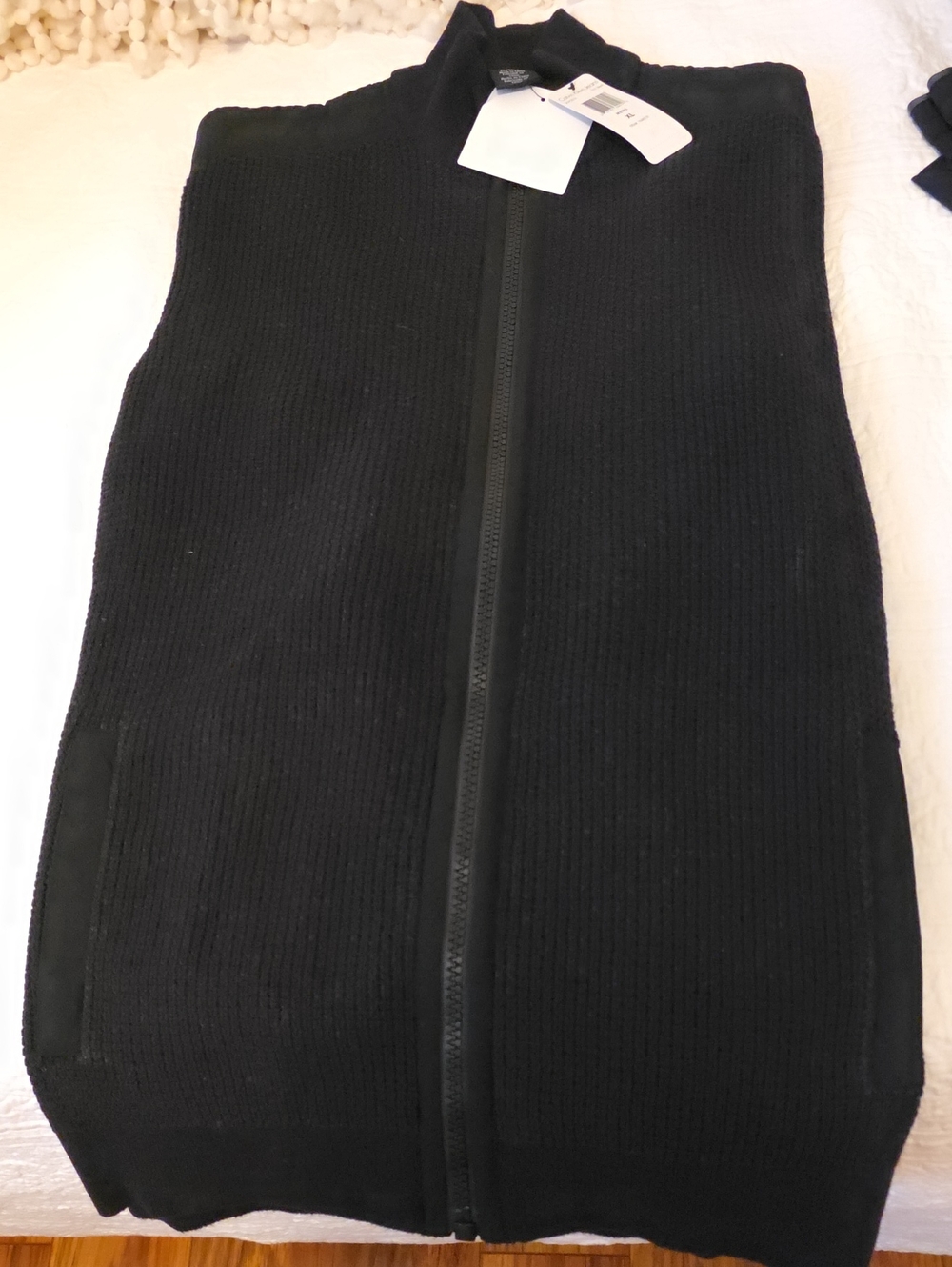 Black Ribbed Zip-Front Sweater Vest